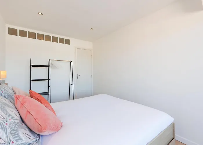 Lägenhet Lumineux Proche *