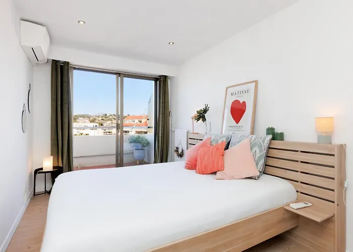 Appartamento Lumineux Proche Cannes
