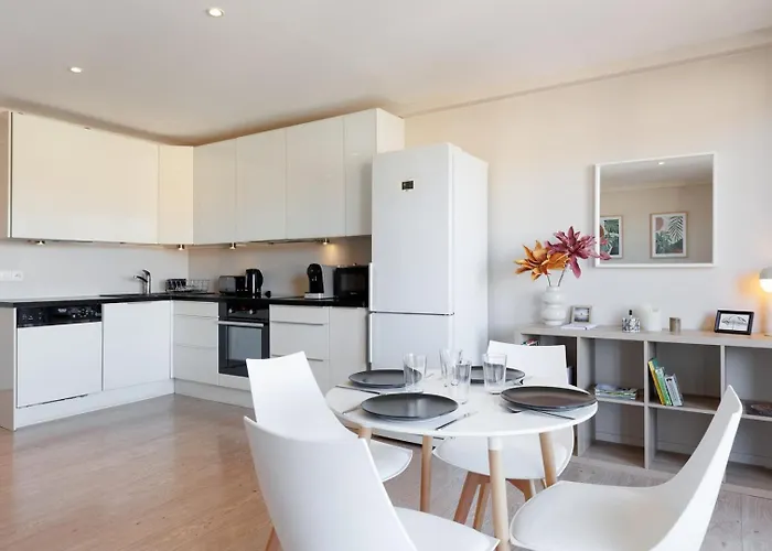 Lumineux Proche * Cannes