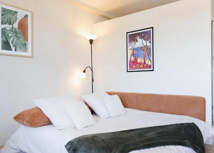 Lumineux Proche * Cannes